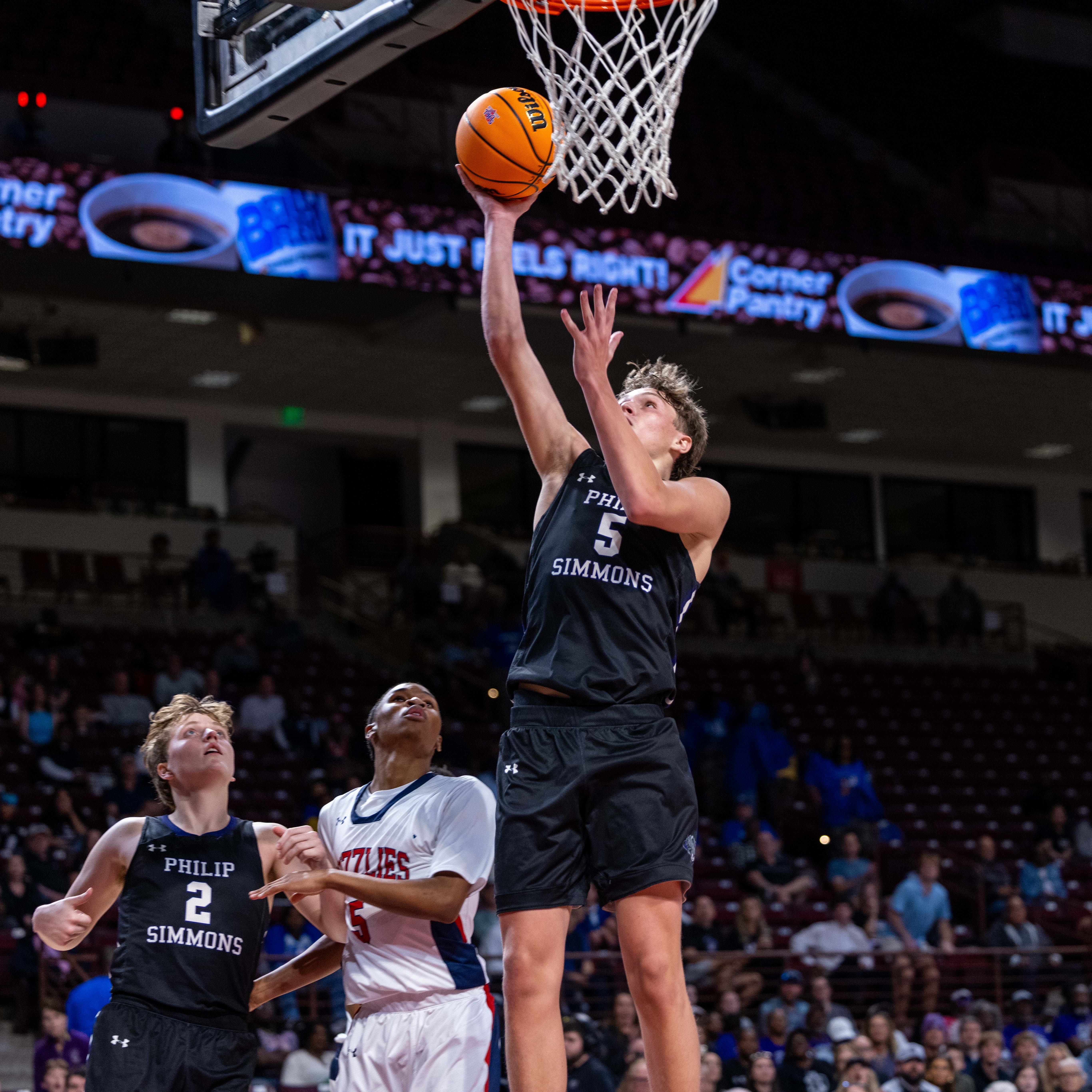 Philip Simmons High team playing basketball