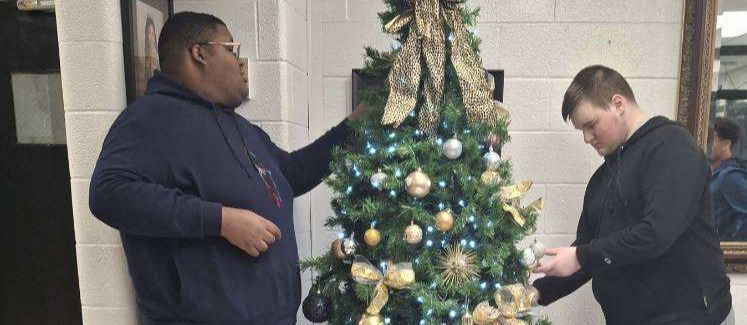 LHS Student's decorating tree