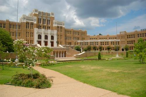 Little Rock Central High School building photo
