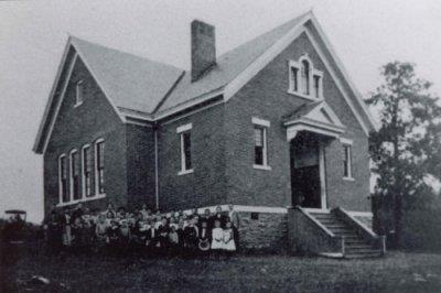 Pulaski Heights School (built in 1909). Photo courtesy of University of Central Arkansas, Torreyson Library archives.