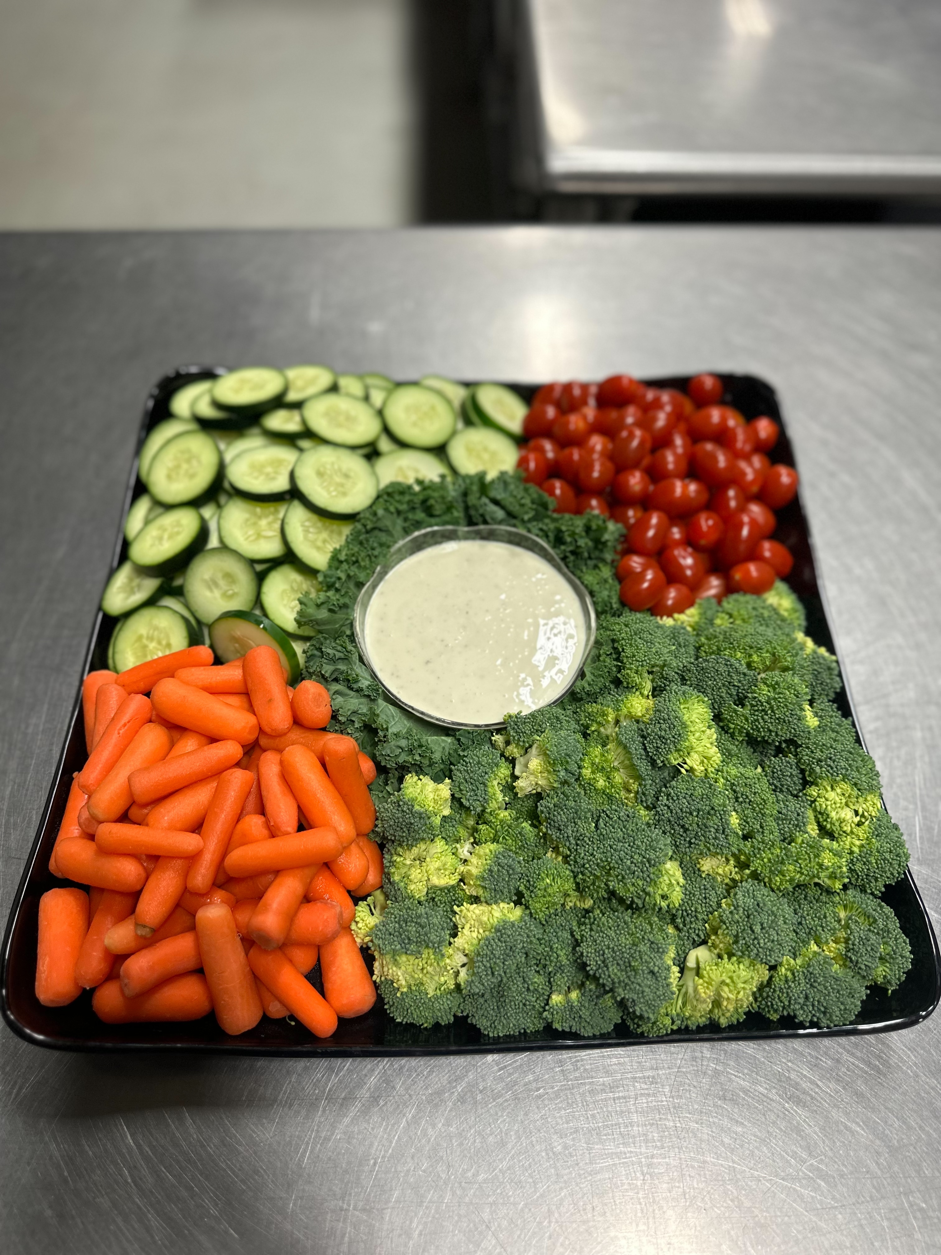 Fresh Veggie Tray w/Ranch Dip