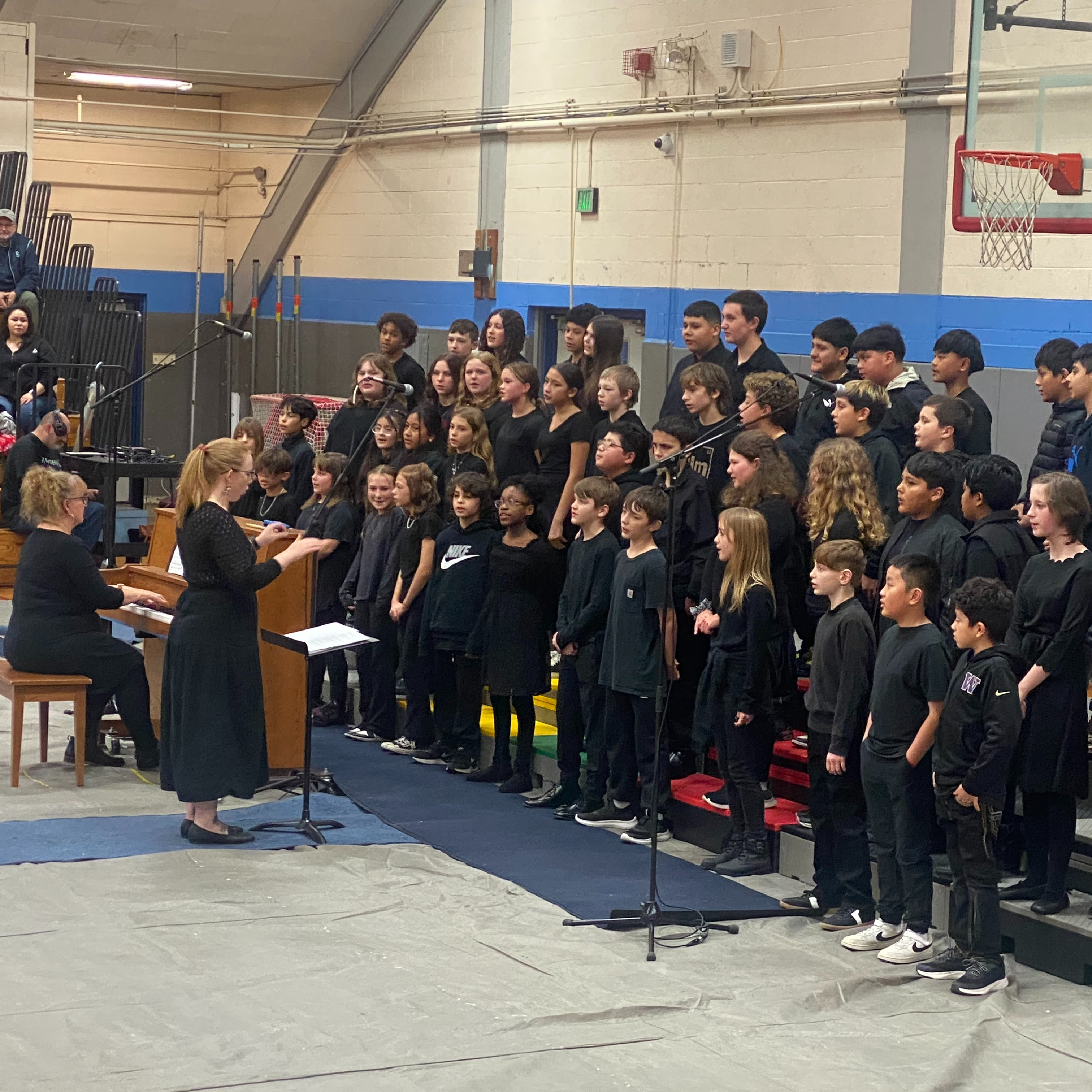 Sultan Middle School students choir performance.