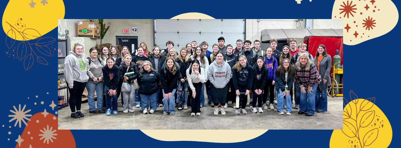 2025 Shiloh Student Council and FFA members group photo preparing to delivery food baskets