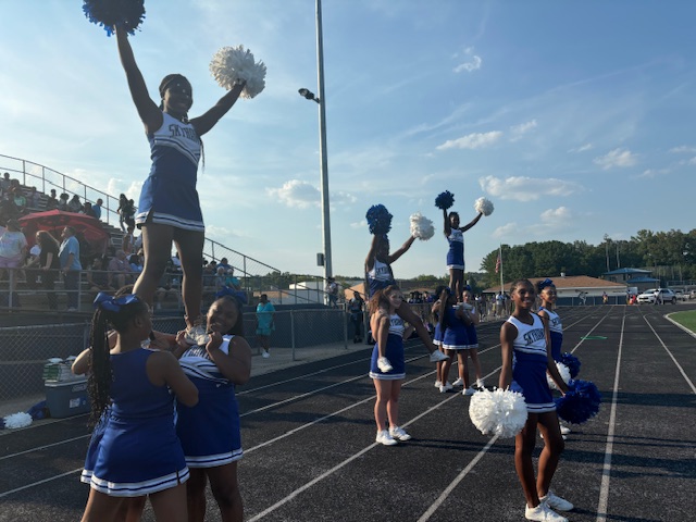 PVMS Cheer on the side line