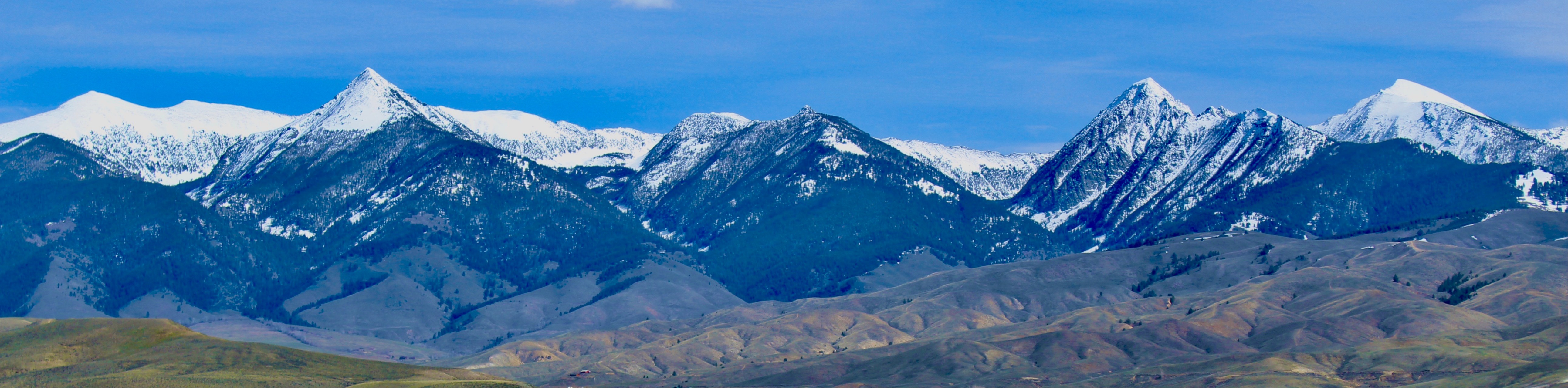 Image of mountains in salmon city