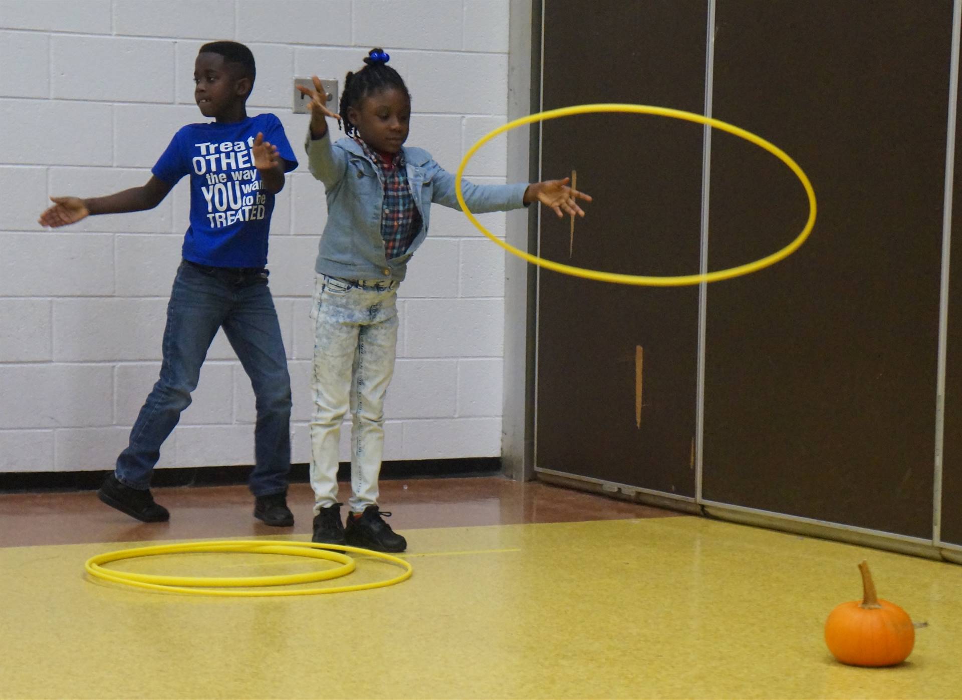 hula hoop game