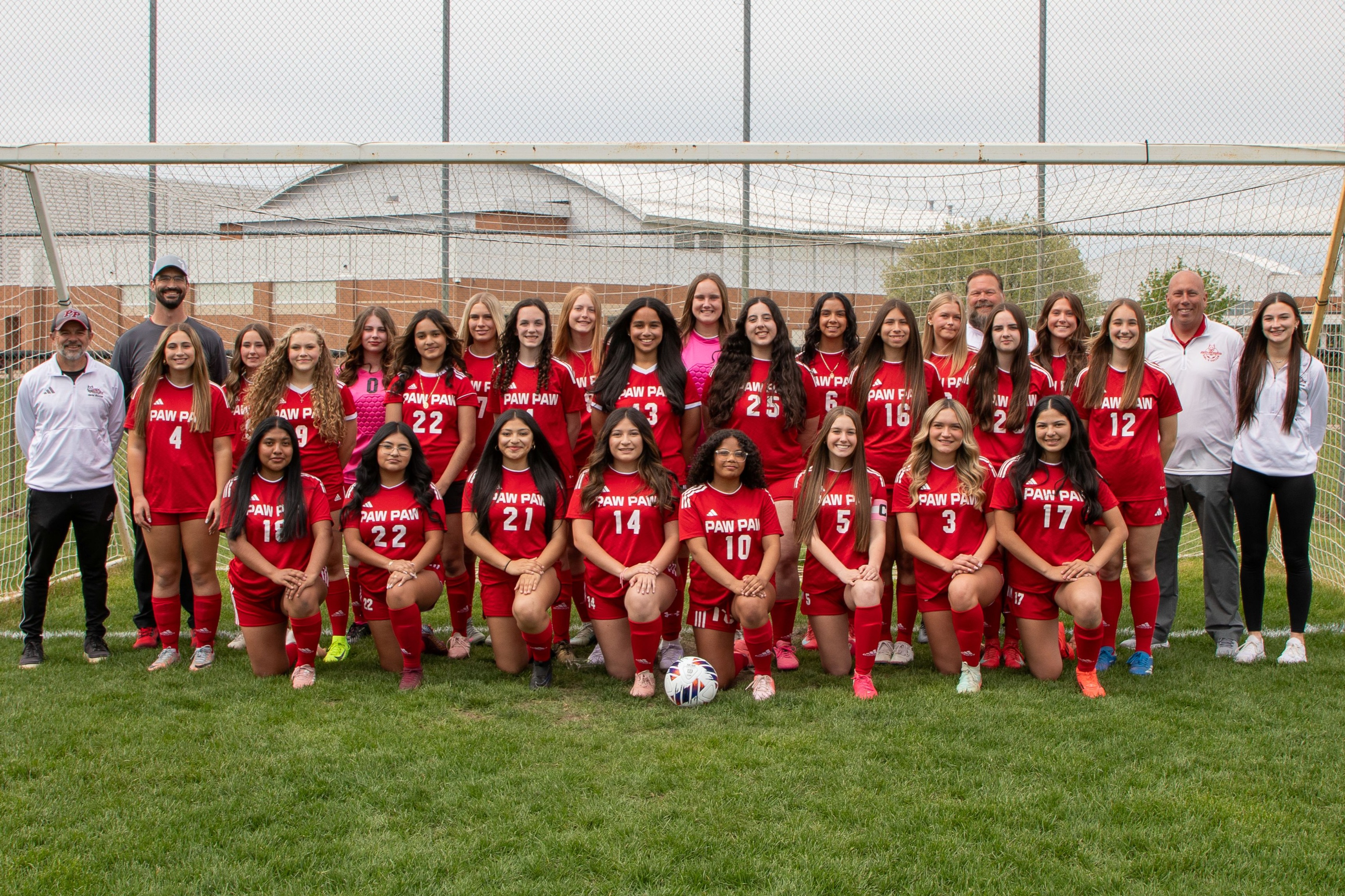 GIRLS SOCCER TEAM PHOTO