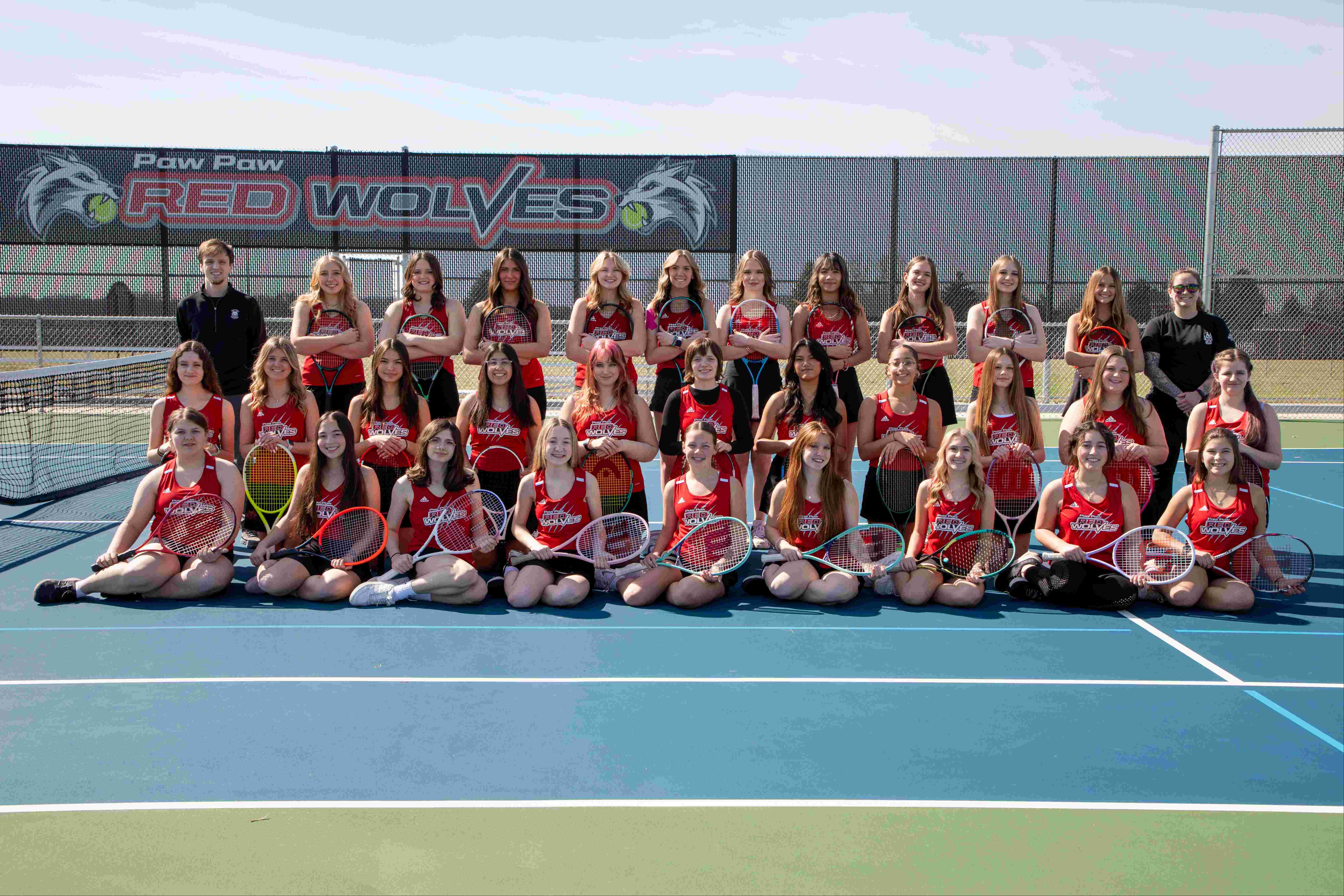GIRLS TENNIS TEAM PHOTO