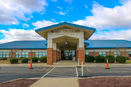 McGee's Crossroads Elementary School