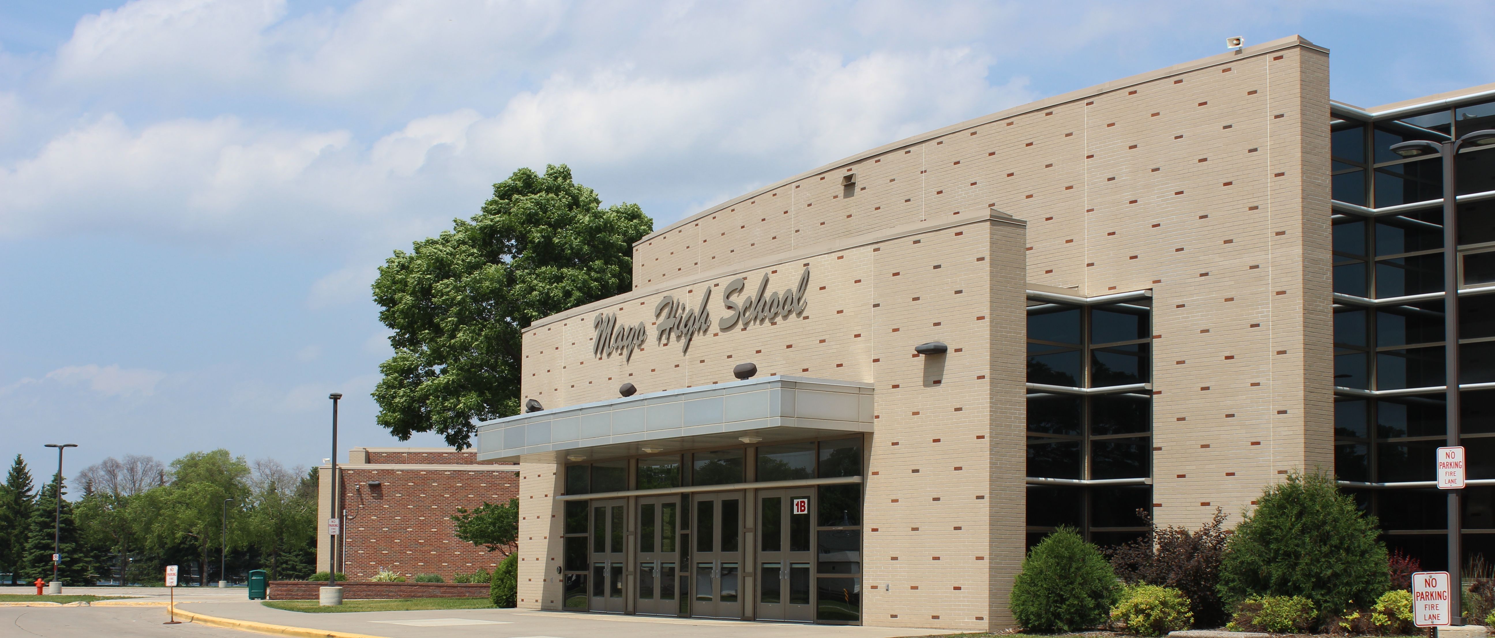 Image of Mayo High School event entrance