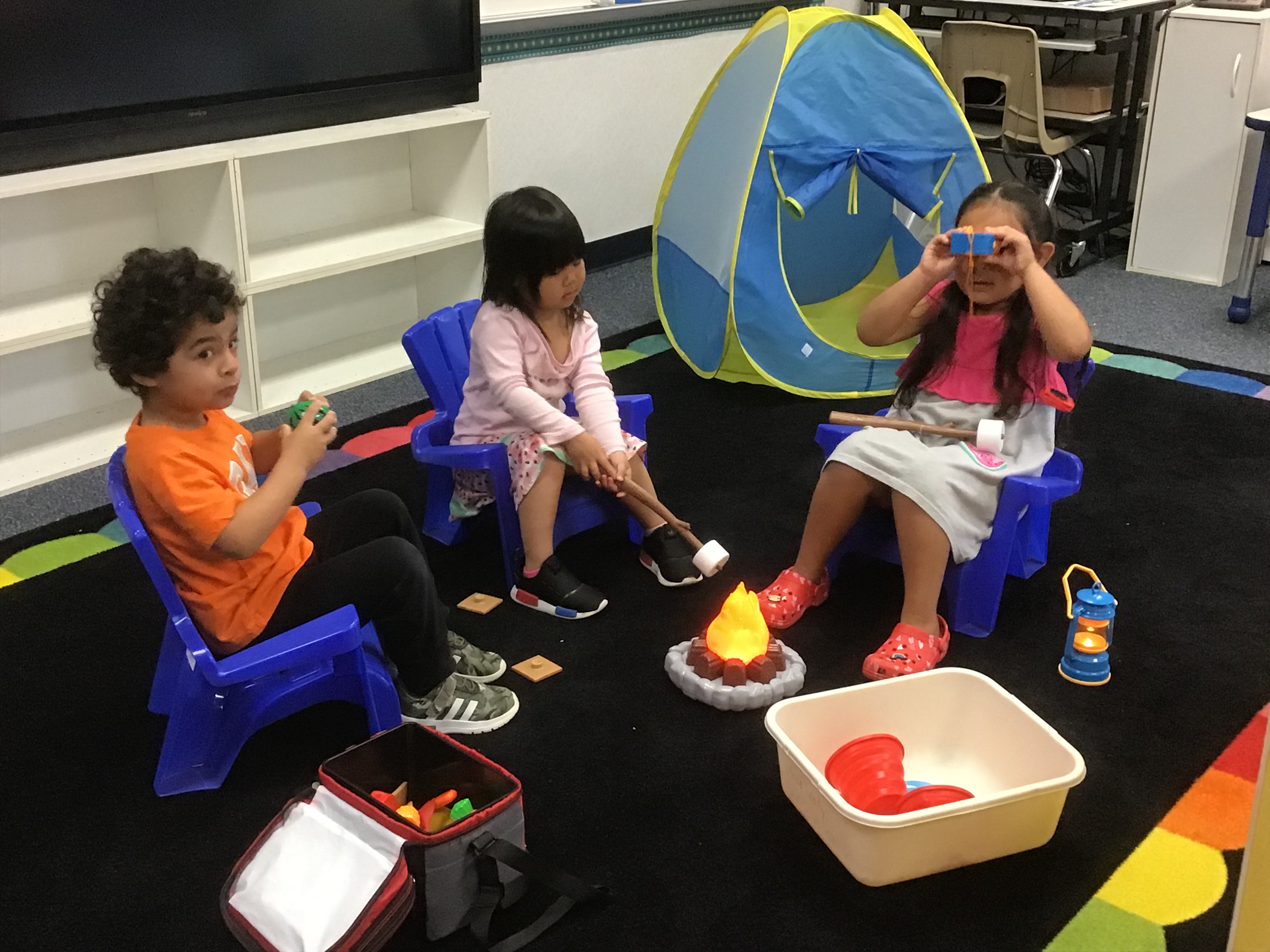kids playing in centers