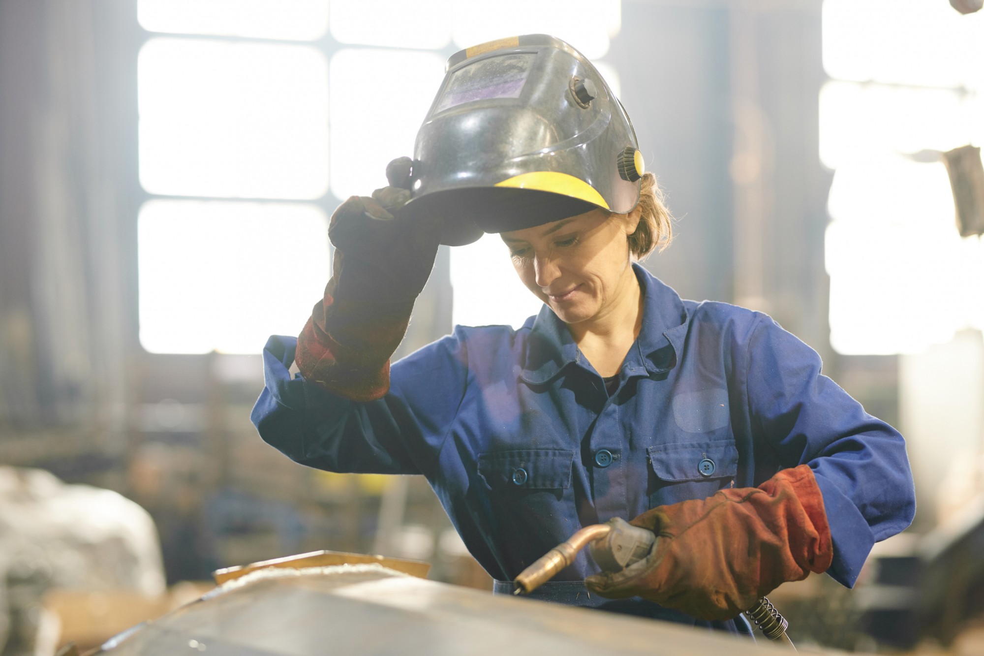 Woman welding 