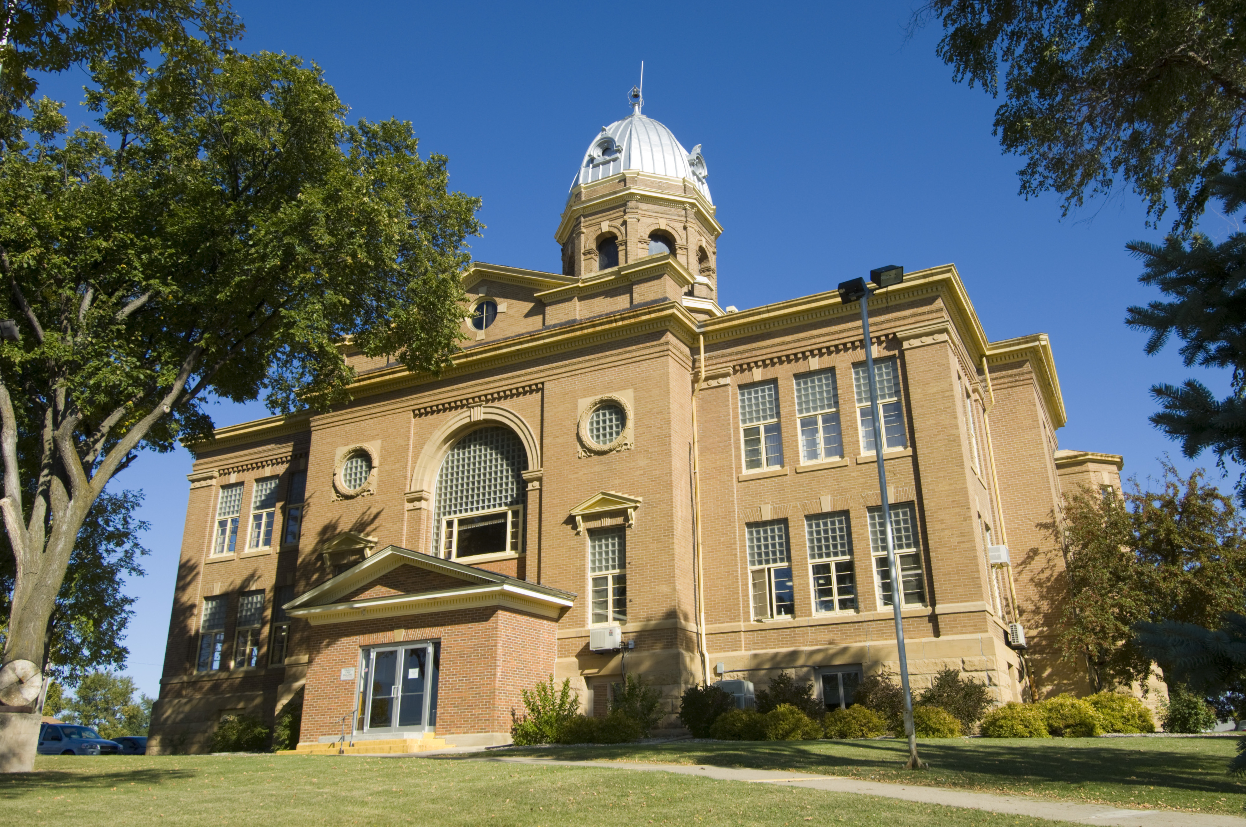 Roberts County Courthouse building photo