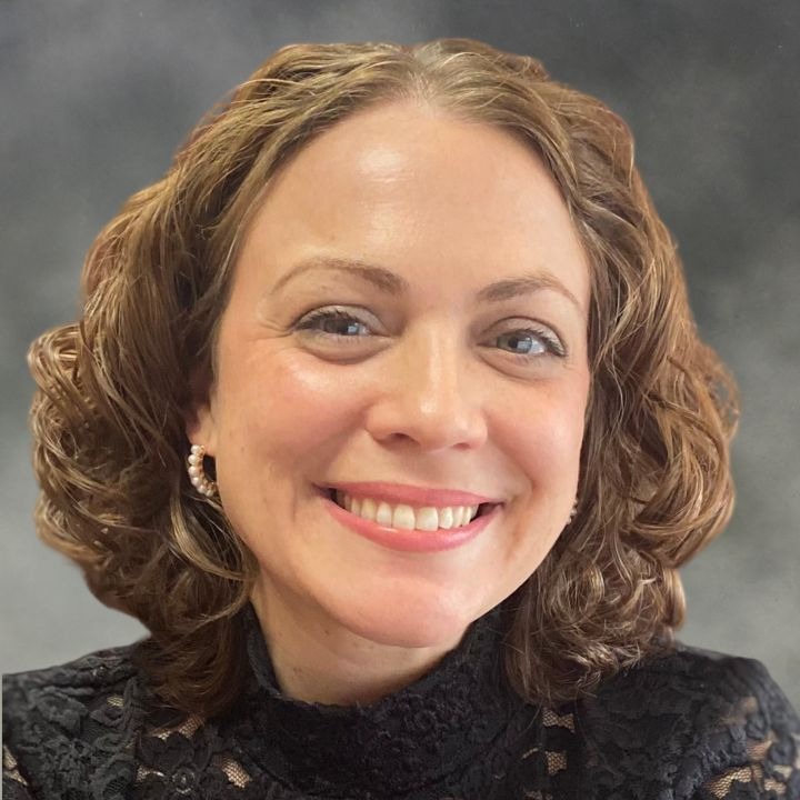 Kelly White Headshot
