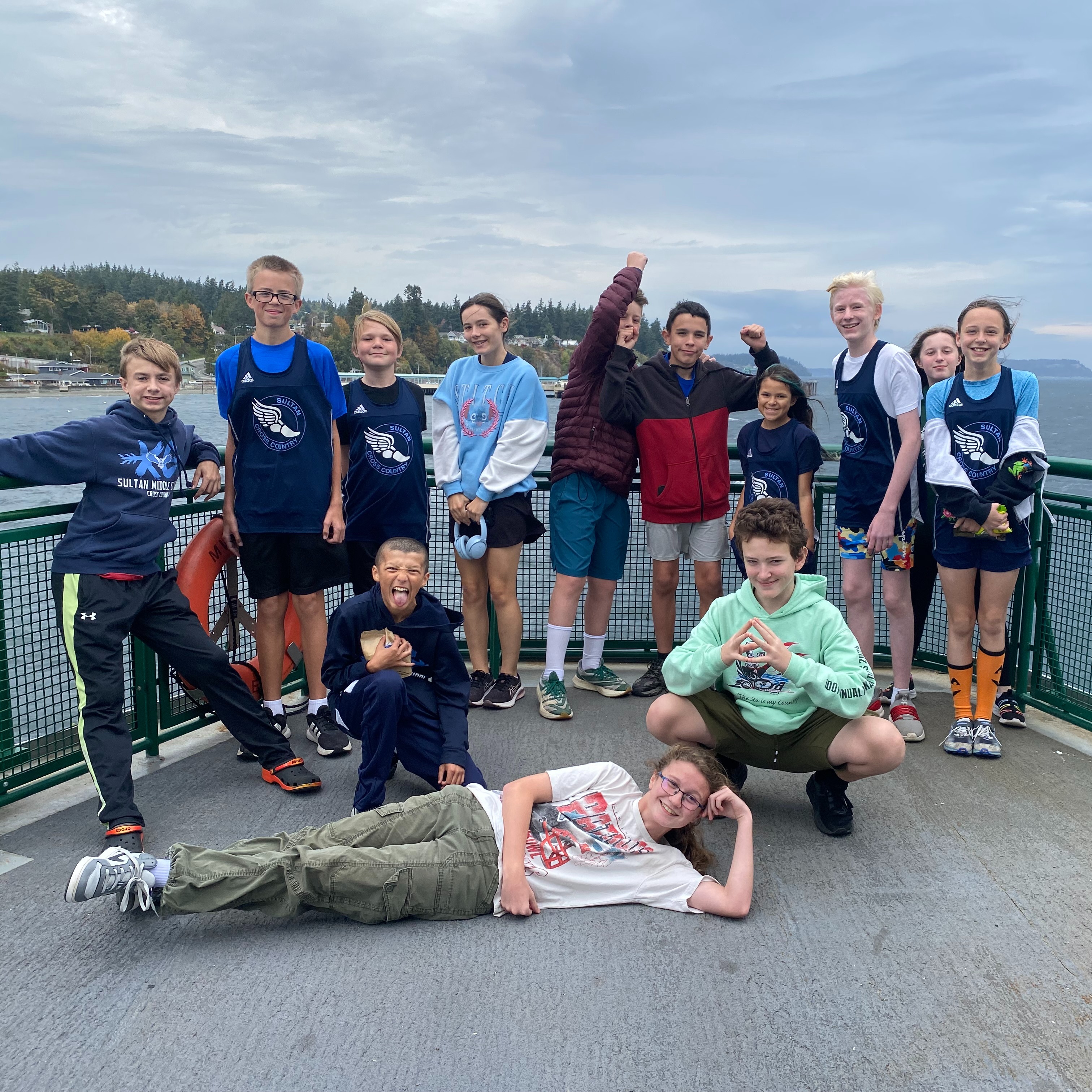 Cross Country had wrapped up a great season! Way to go Skyhawks!