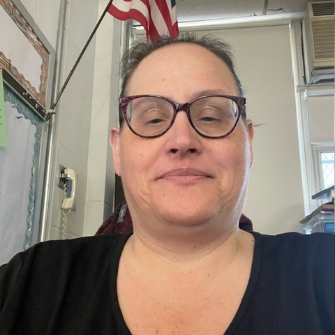 Dr. Lisa Savoia