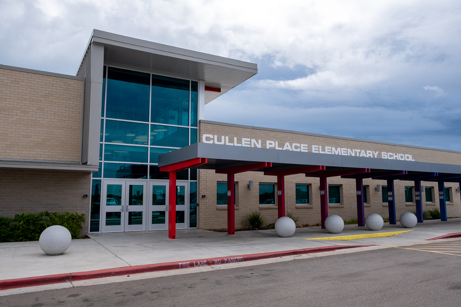 New Cullen Place Elementary exterior