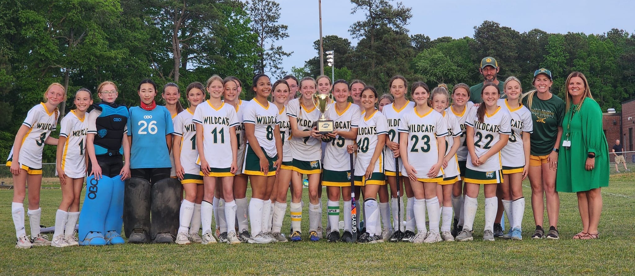 2024 CMSL Field Hockey Champs - Great Bridge Middle poses with trophy