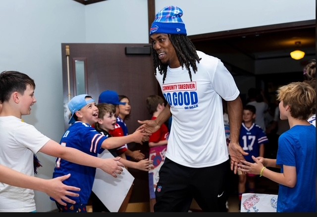 buffalo bills parade at school 