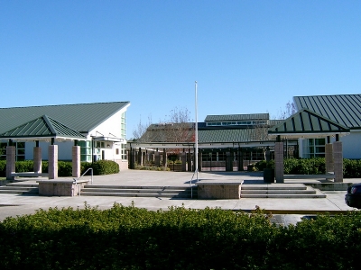 A photo of the WINDSOR MIDDLE SCHOOL.