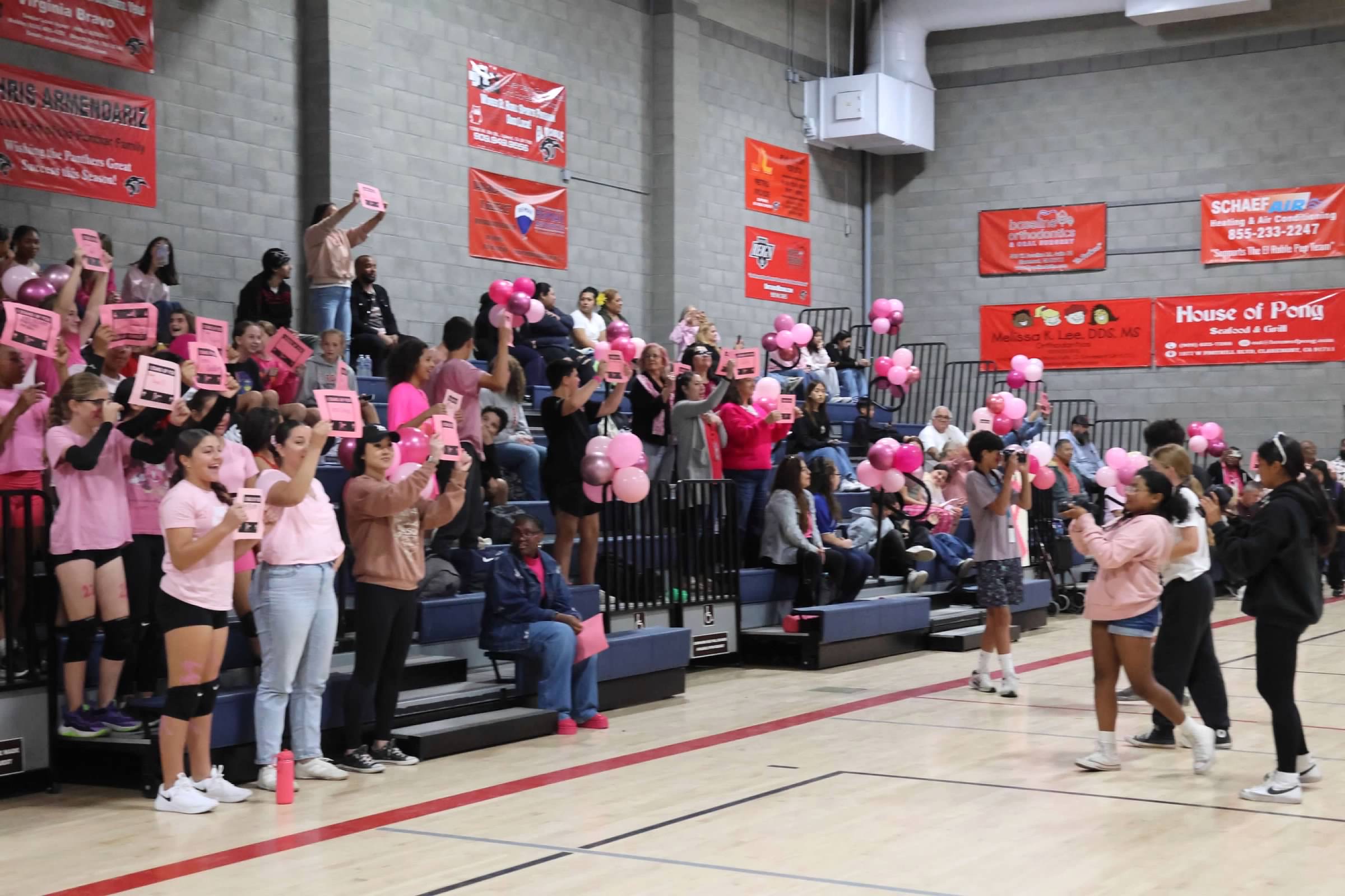 El Roble Hosts Annual Pink Out in Honor of Breast Cancer Warriors