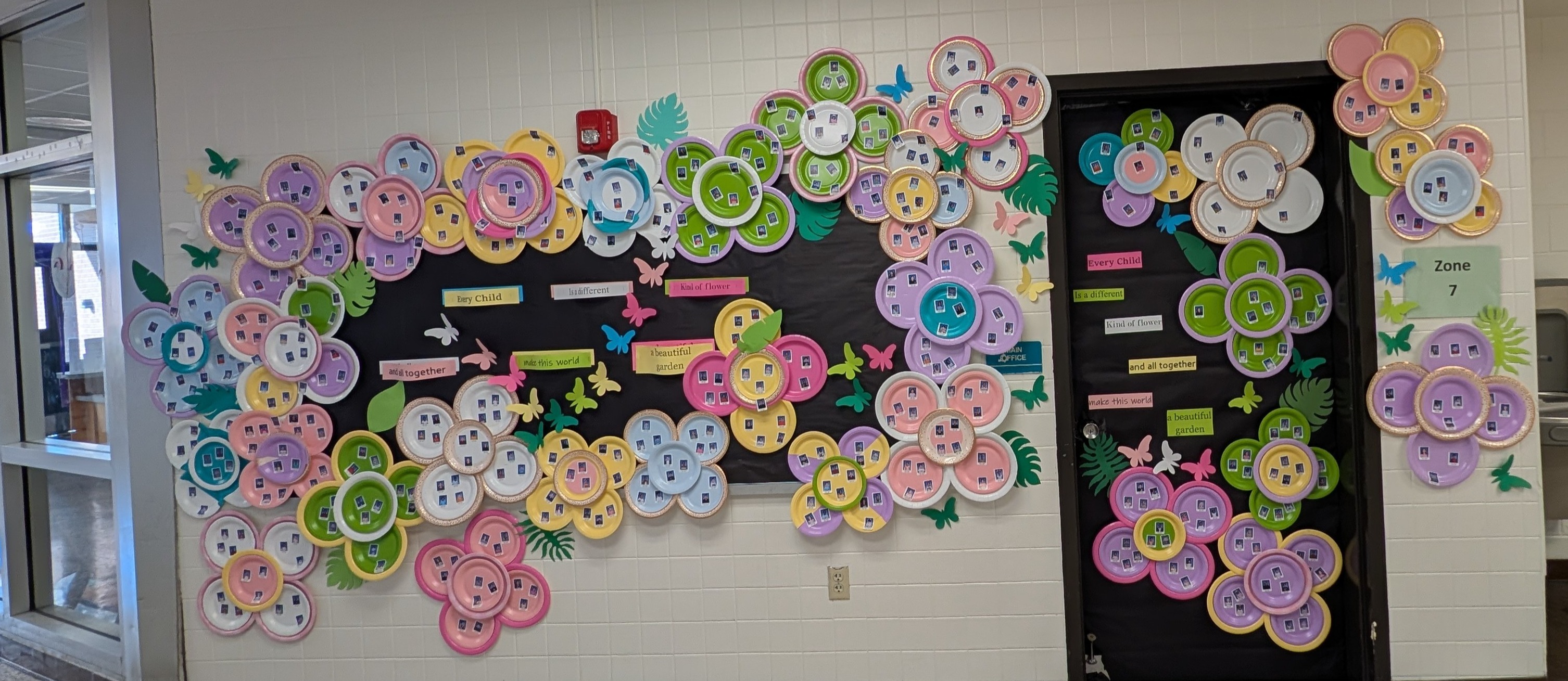 paper plate flower display