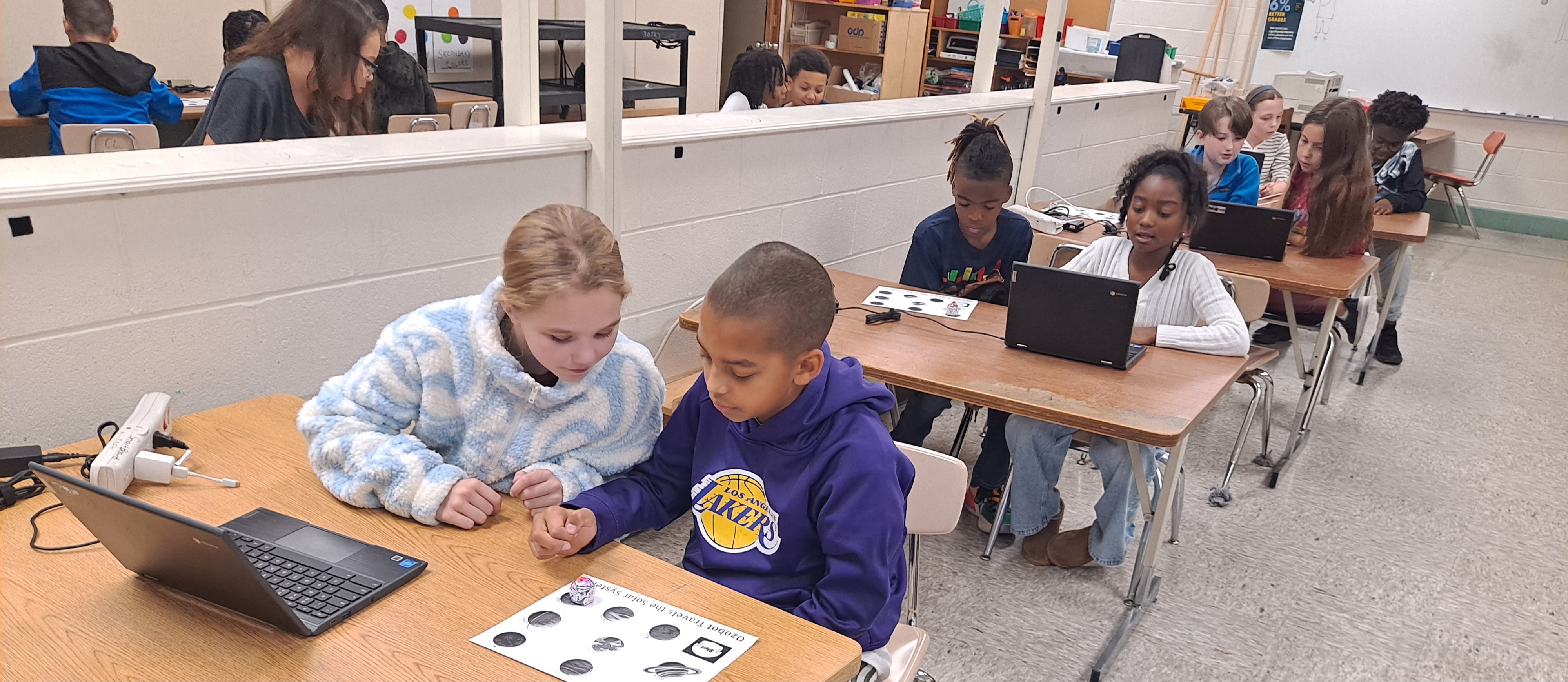 Home Crestwood Intermediate