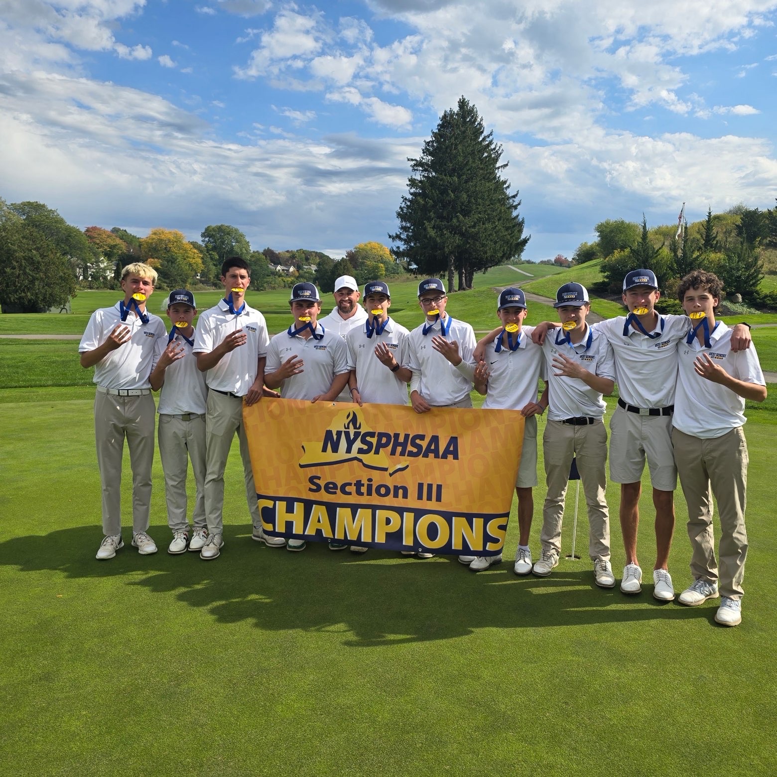 boys golf championship win