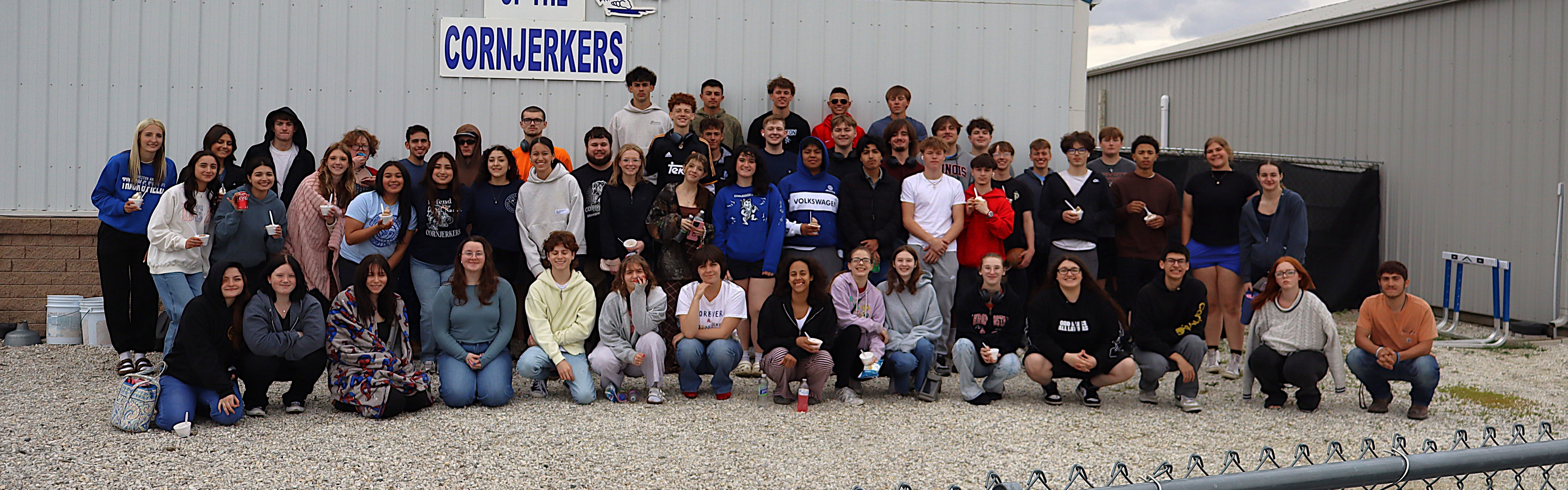 Senior group picture during their picnic.