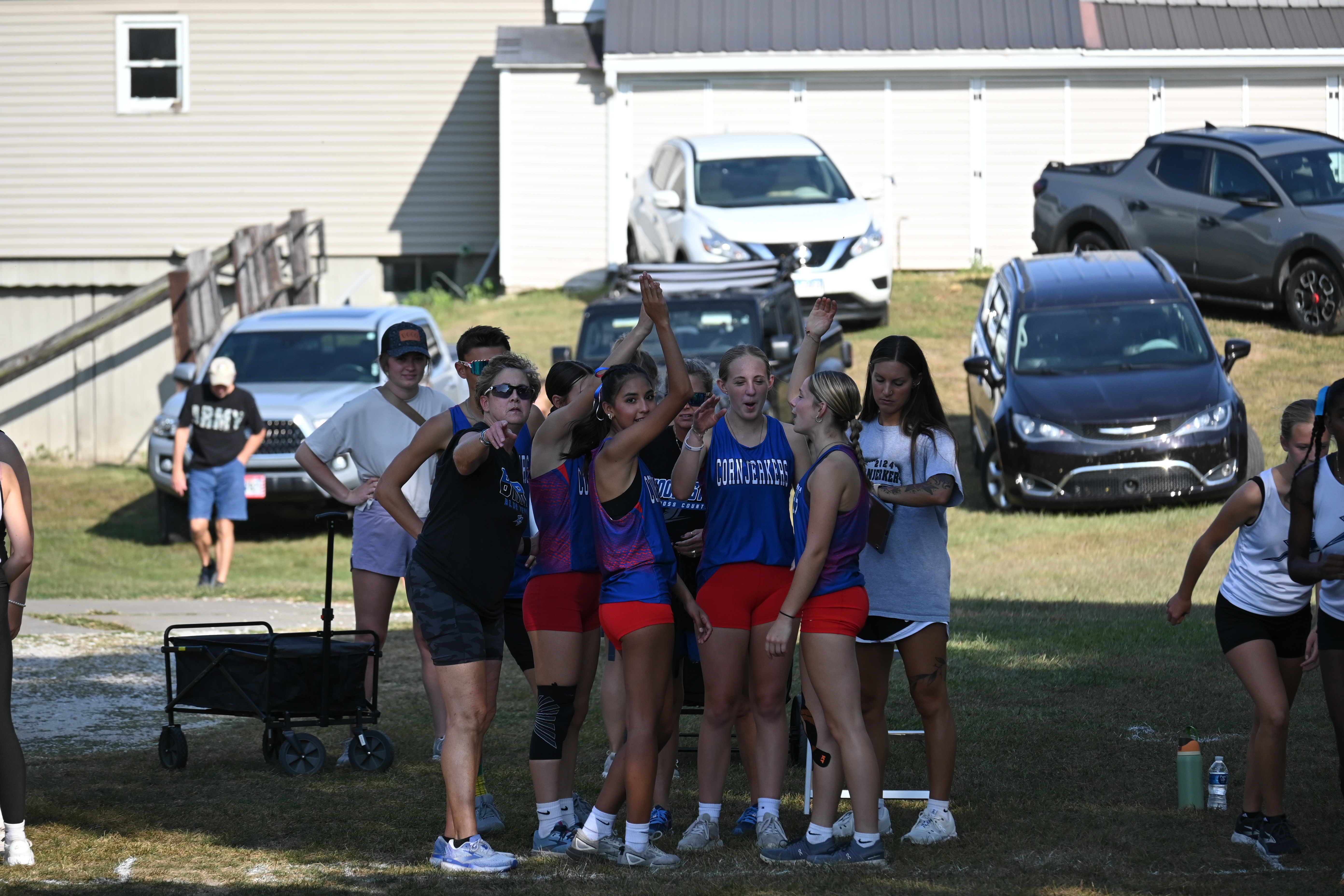 County huddle before we run!