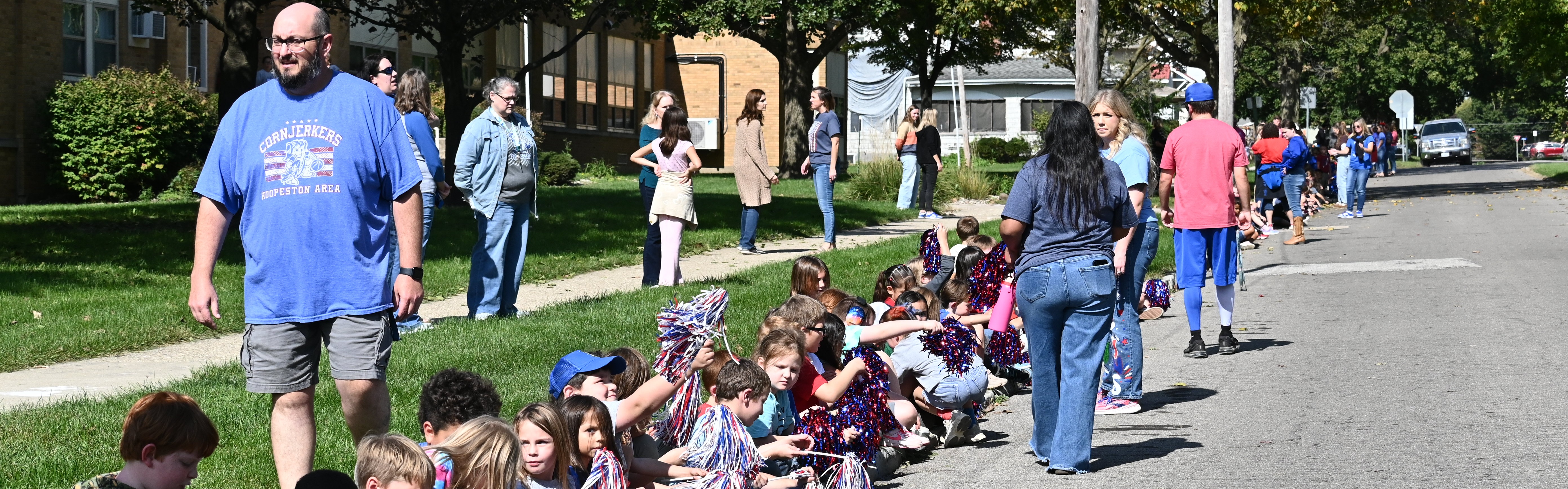 HOCO Parade at Maple!