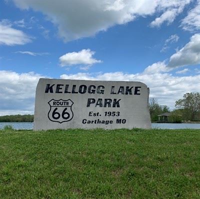 Route 66 Kellogg Park sign