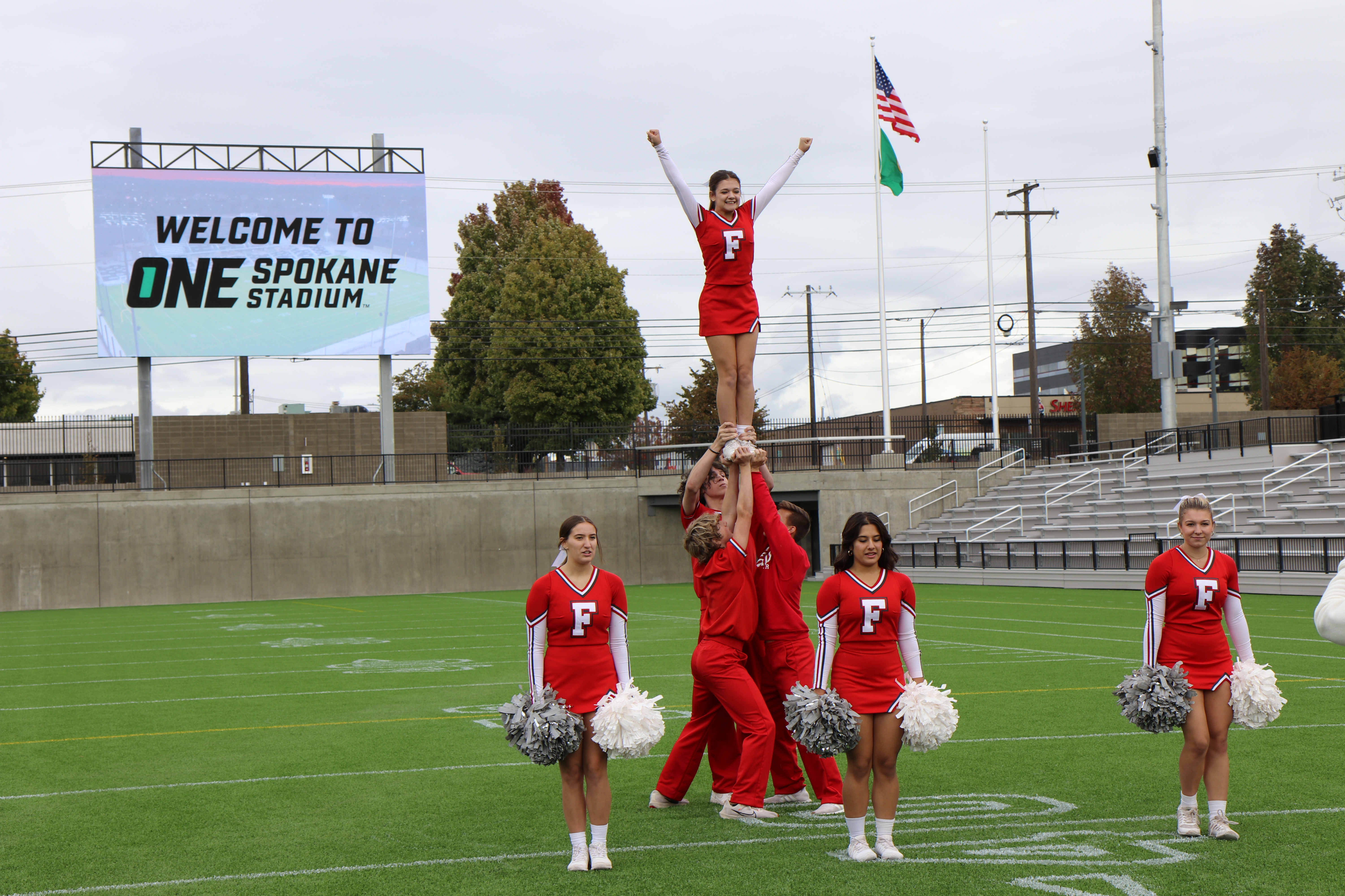 cheerleaders at stadium