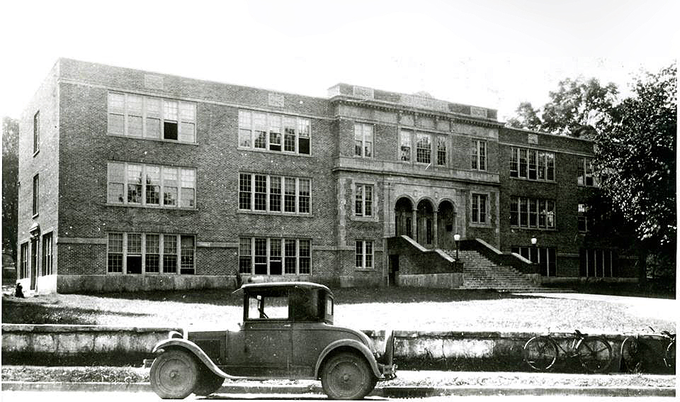 Huntsville City Schools in 1908