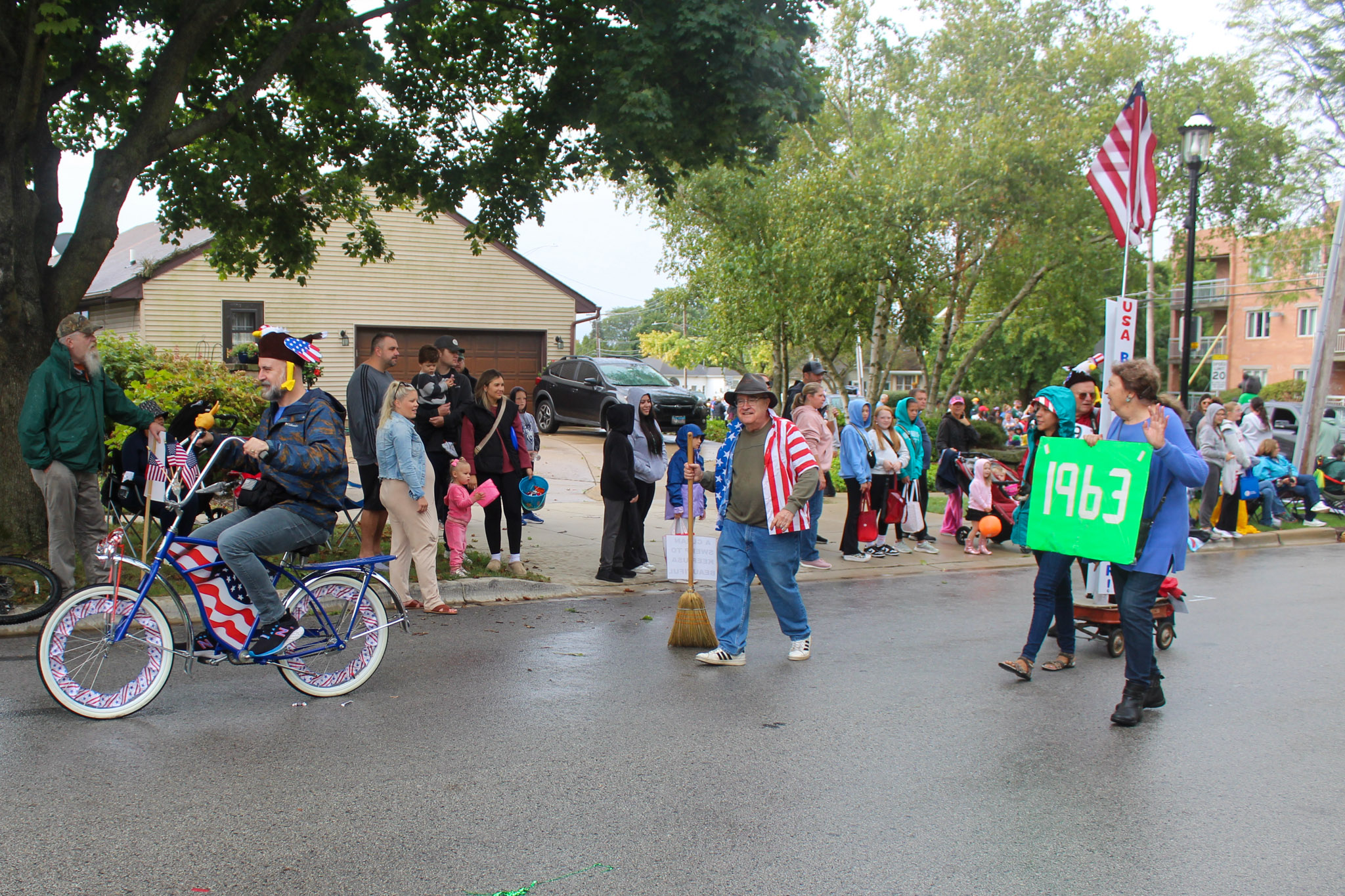 Class of 1963 walking in parade