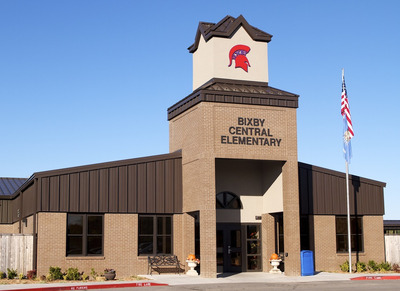 A photo of Bixby Central Elementary.