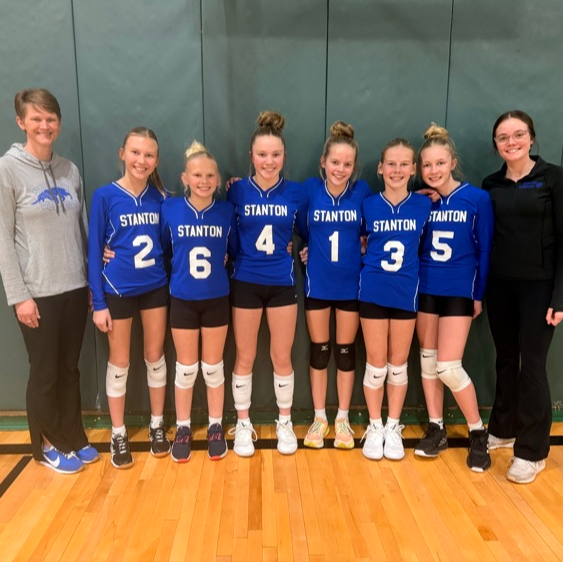 Congratulations to our middle school volleyball team!  They had an undefeated season!  Way to go WildCats!