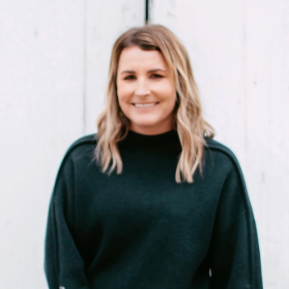 Lesley Gillett
