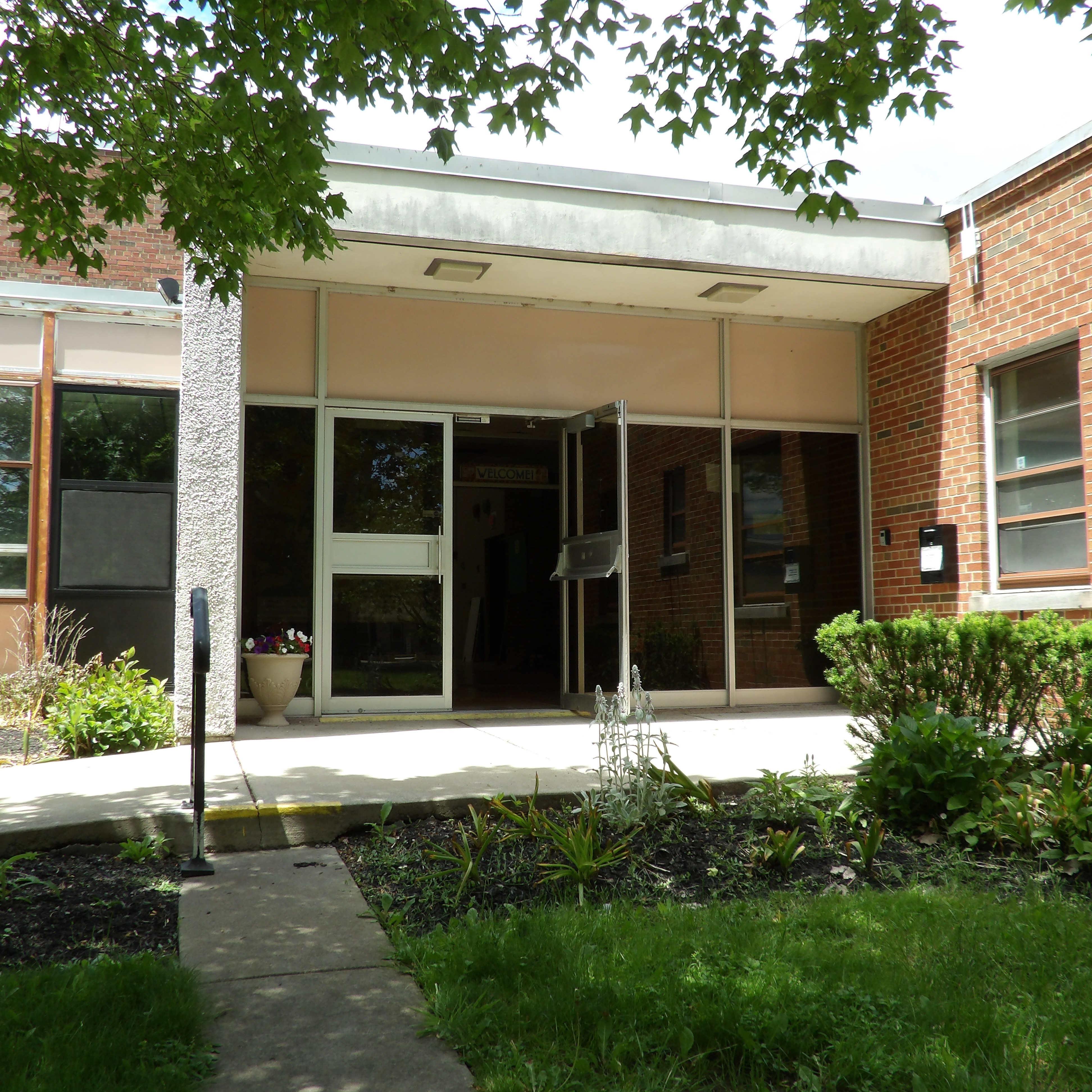 North Tonawanda Creek Learning Center entrance