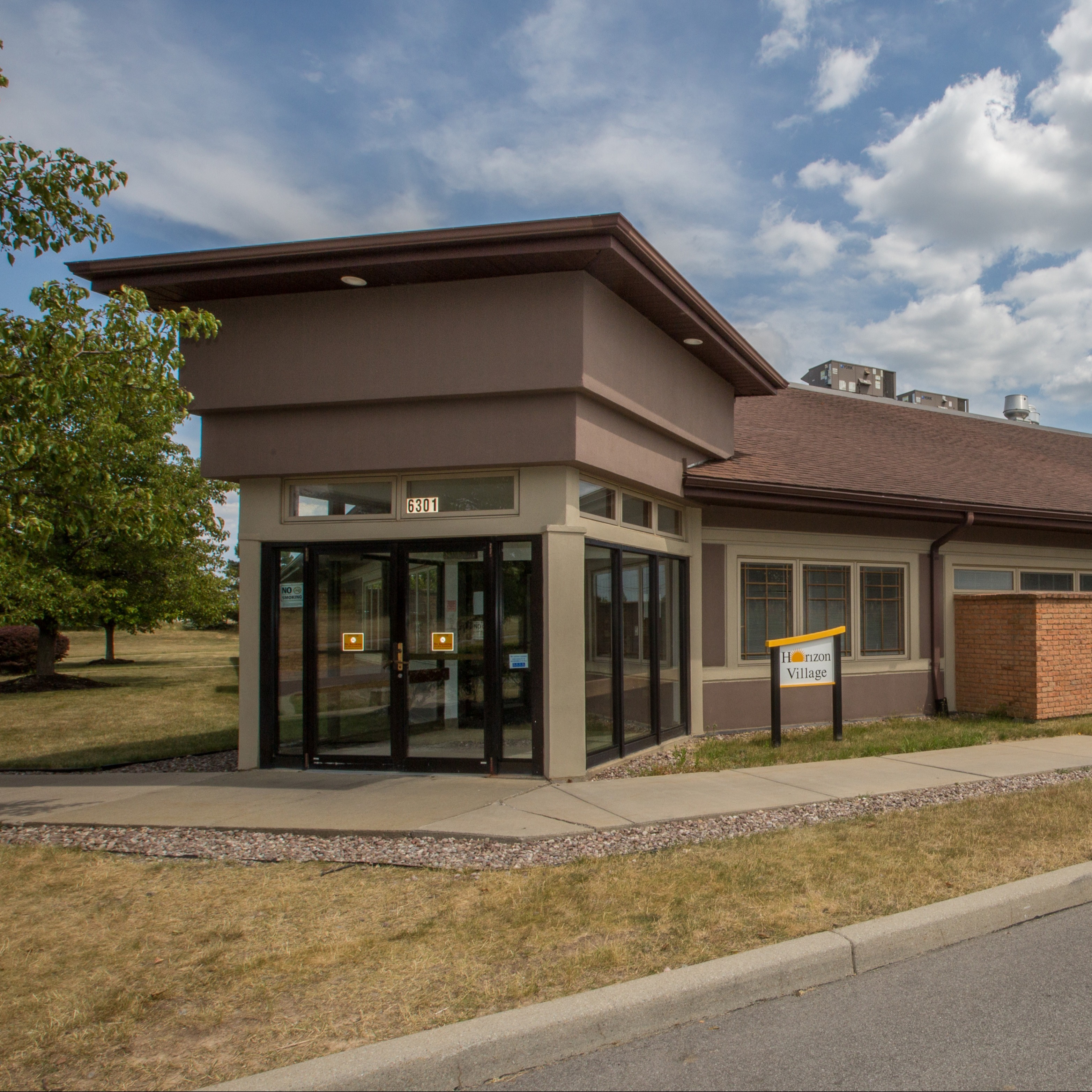 entrance to Horizon Village's location where BOCES adult ed classes occur