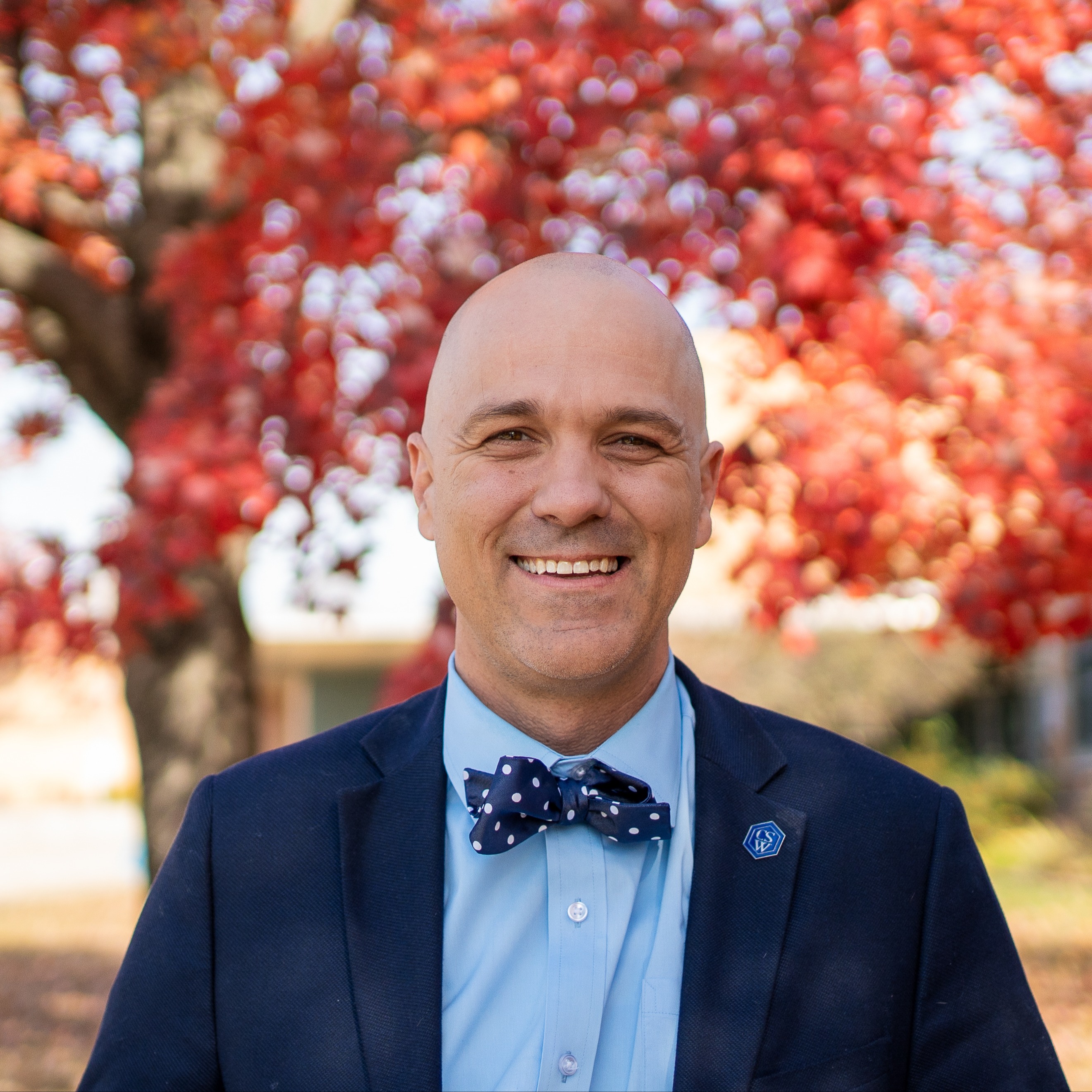 Dan Bartnik headshot