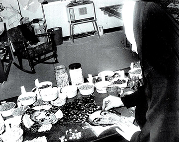painting a mosaic
