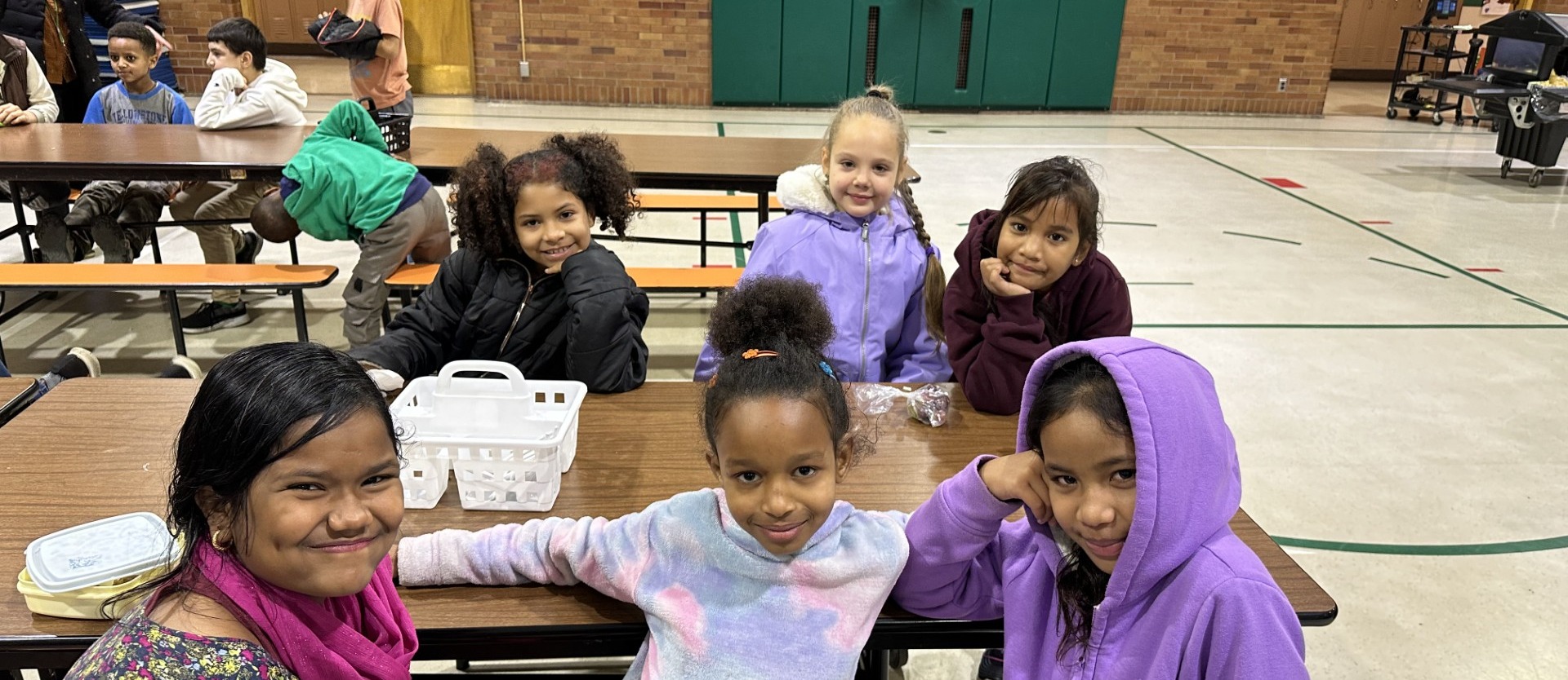 Students in the lunchroom