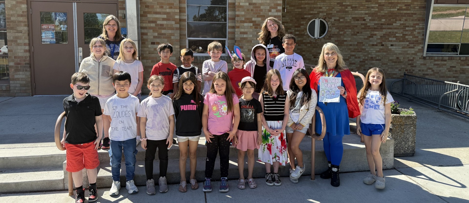 2nd grade students celebrate Principal Appreciation Day