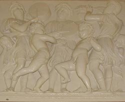 Friezes sculpted this singers' gallery to illustrate Laudate Dominum.