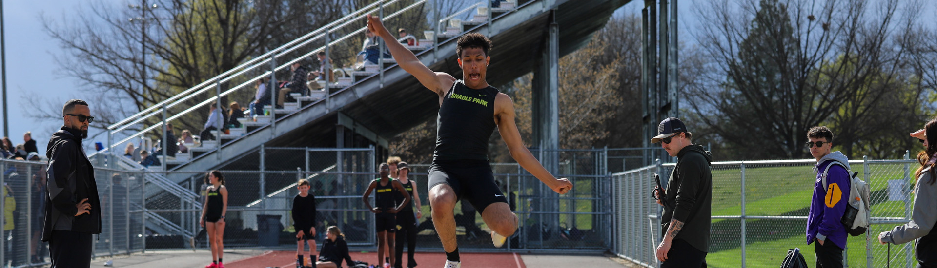 Shadle long jumper