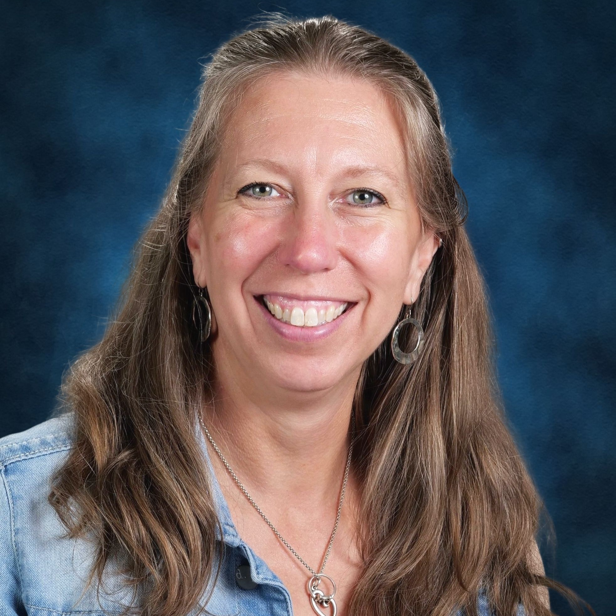 Dr. Cara Farnsworth
