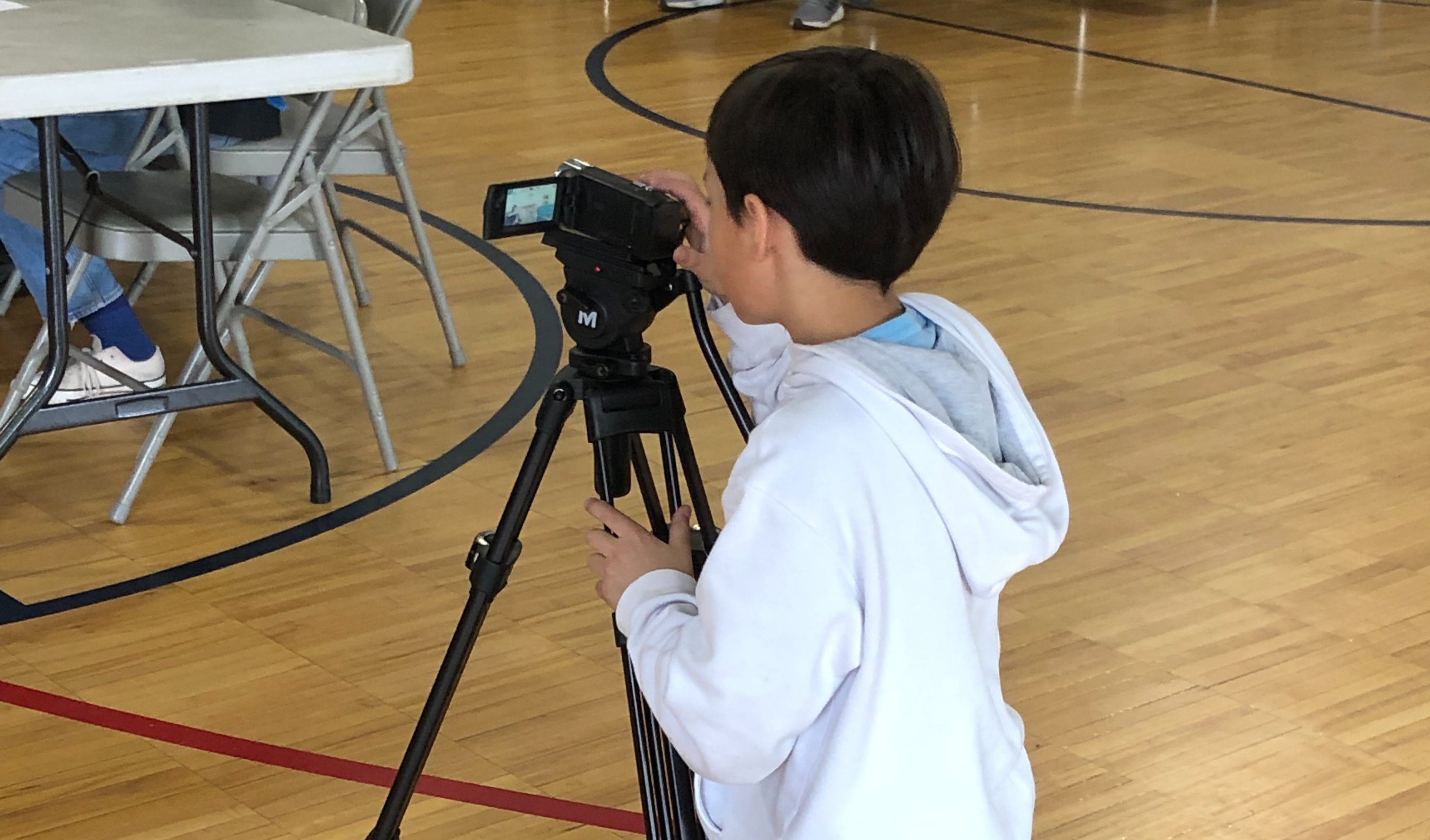 Student filming event