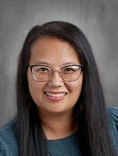 Mai Vang Headshot