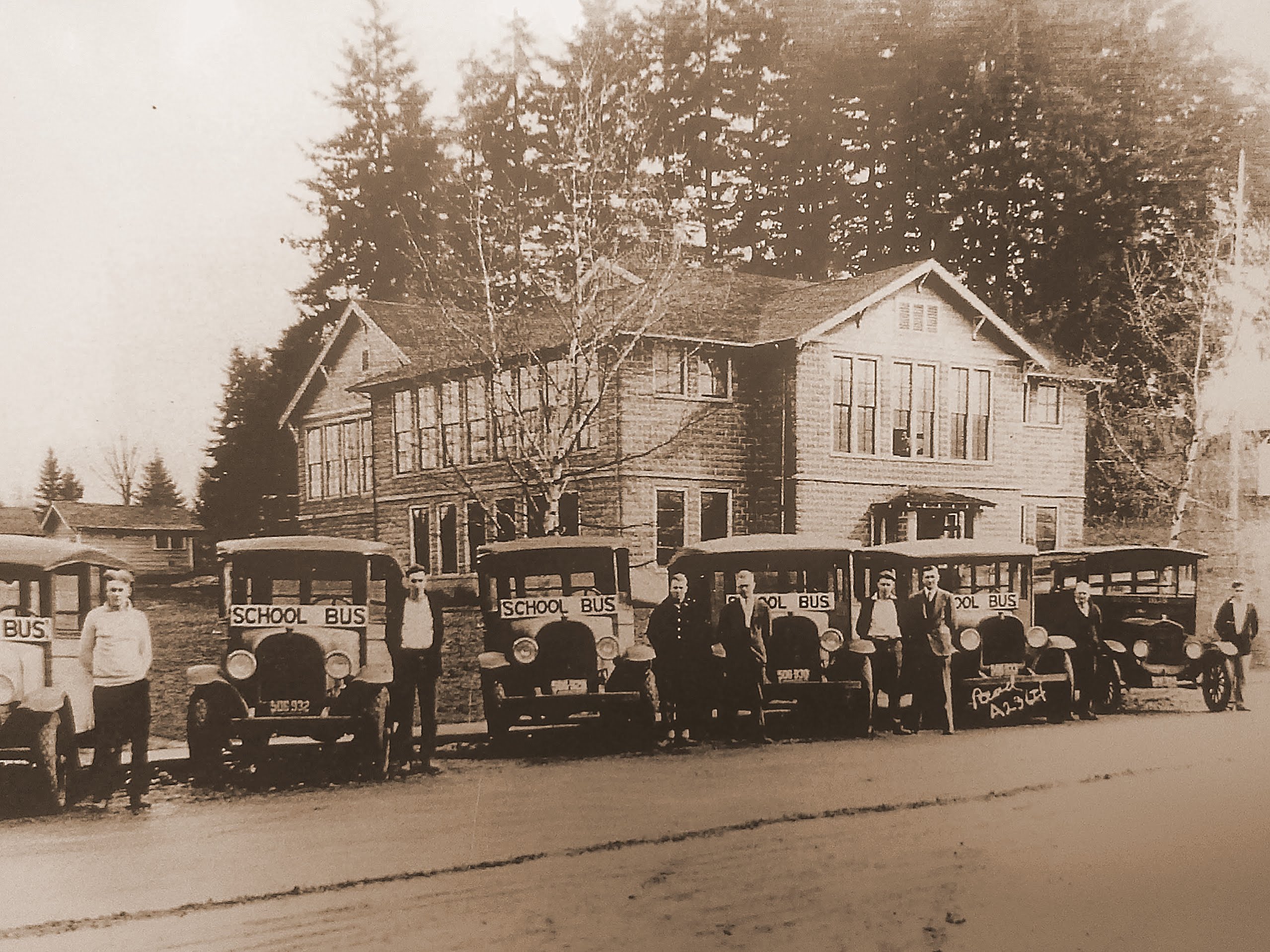 Mossyrock School K-12th grades - 1923